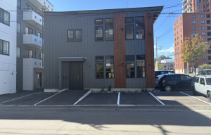 札幌賃貸不動産会社ホームスナイパーの店舗外観